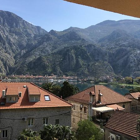 Apartmani Mizdrak Kotor Exteriér fotografie