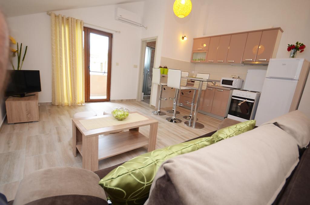 Apartmani Mizdrak Kotor Exteriér fotografie