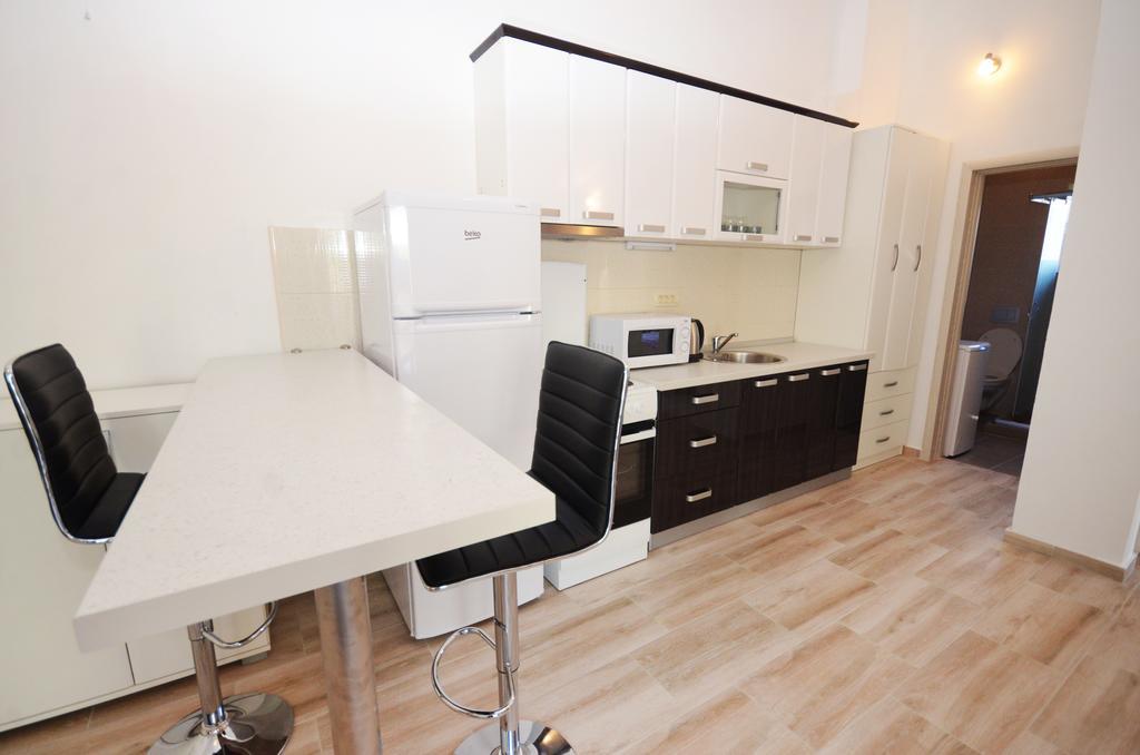 Apartmani Mizdrak Kotor Exteriér fotografie