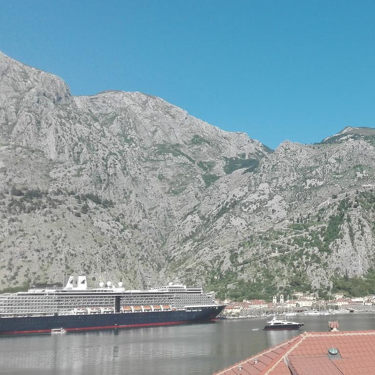Apartmani Mizdrak Kotor Exteriér fotografie